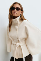 Cape Jas Damen Regular Fit Hoher Kragen Schleifen Gürtel Winter