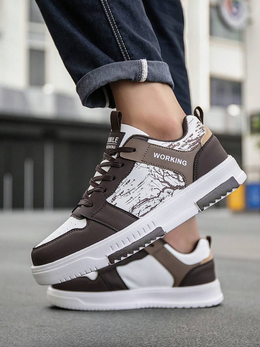 Beige Herren Sneaker mit Print – sportlich, bequem und perfekt für jeden Tag