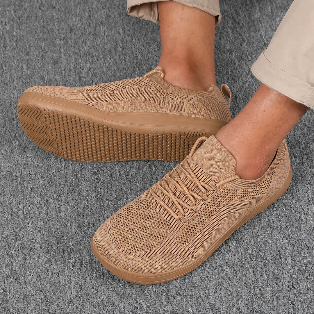 Strider | Sportliche, schmerzlindernde Schuhe