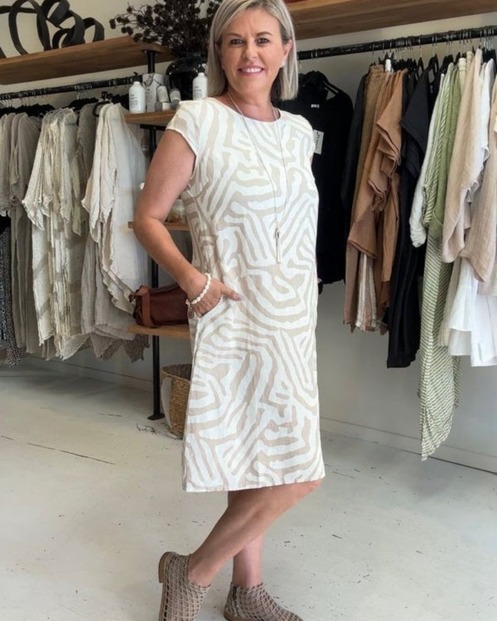 Amara | Summer Dress with Round Neck and Beautiful Print