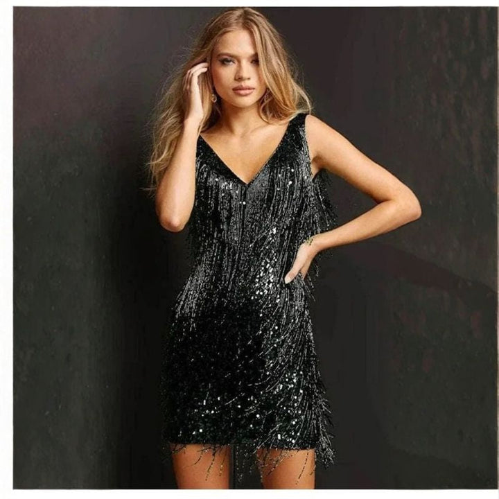Damen A-Linien Cocktailkleid mit kaskadierenden Fransen und Paillettenakzenten