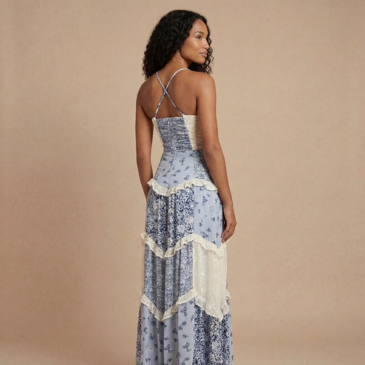 Ashley - Maxikleid mit floralem Druck, gestuften Rüschen und Spitzenbesatz