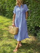 Women's Button-Up Shirt with Striped Pattern and Classic Fit