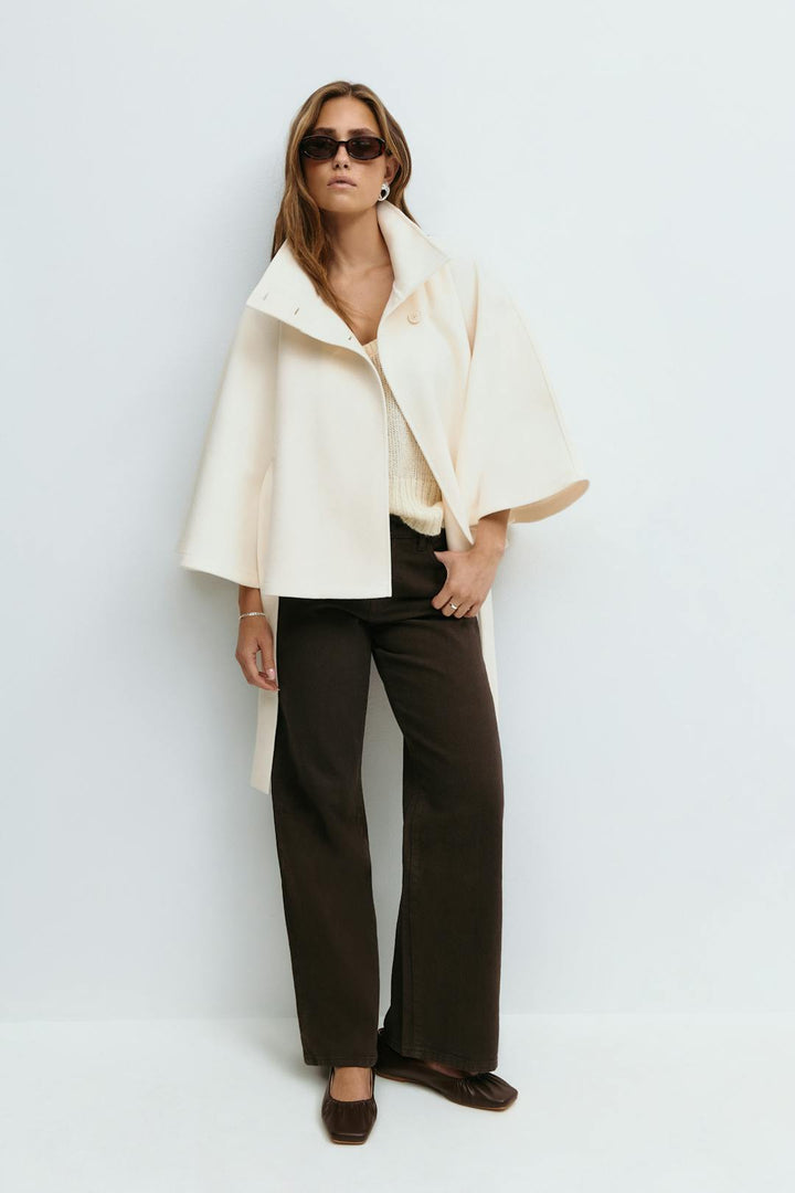 Cape Jas Damen Regular Fit Hoher Kragen Schleifen Gürtel Winter