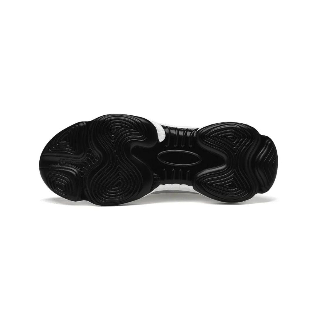 Diskrete erhöhende Herrensneaker mit Stil - MaxLift Boost