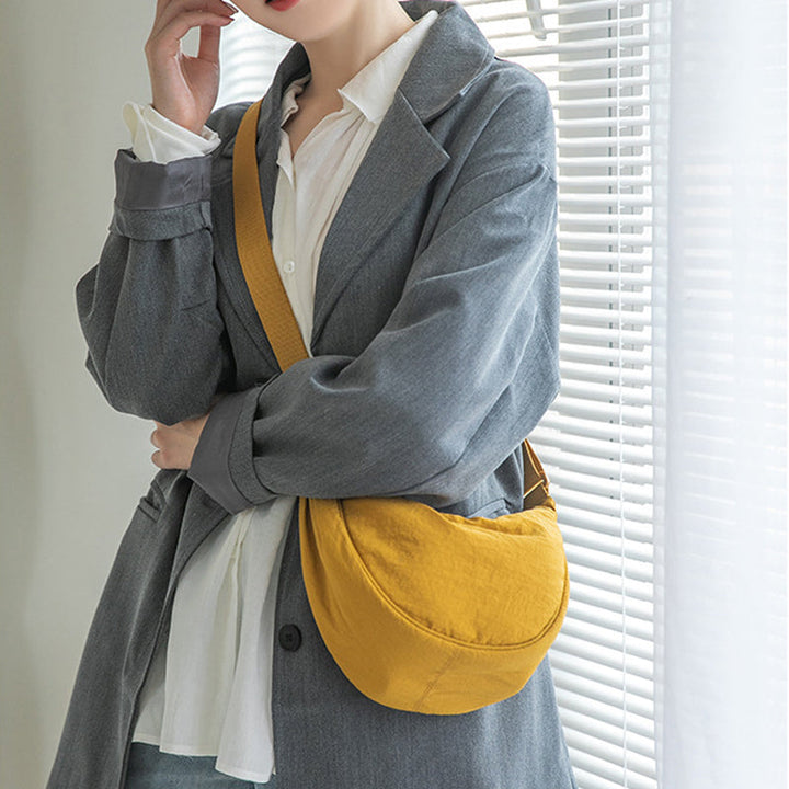 Damen Halbe Mond Schultertasche | Latoya
