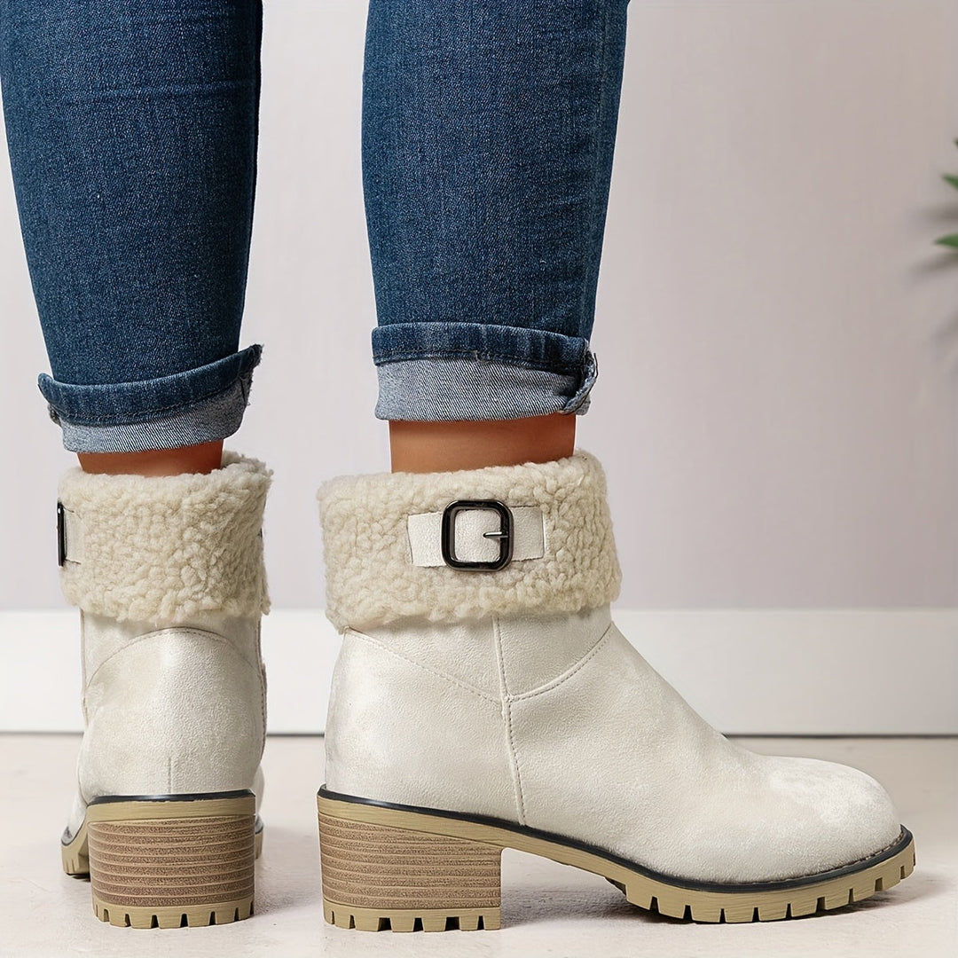 Damen Stiefeletten mit Schnalle, Teddyfellrand und Profilsohle