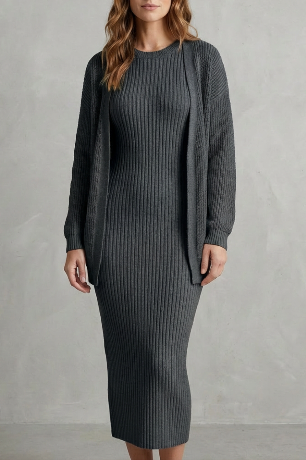 Set Damen - Geripptes Strick-Zwei-Teile-Outfit mit Kleid und Cardigan
