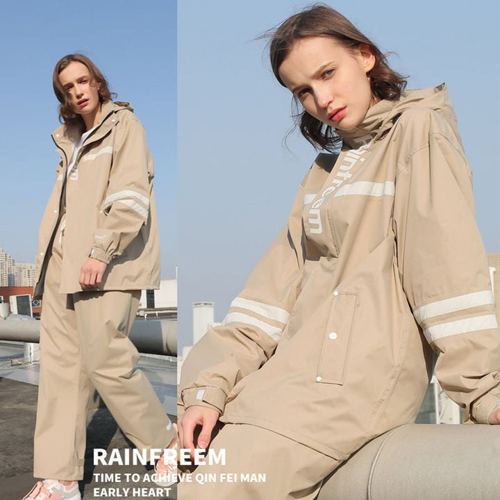 Damen Wasserdichtes Regenanzug mit Kapuze – Regenjacke und Regenhose Set | Blossom