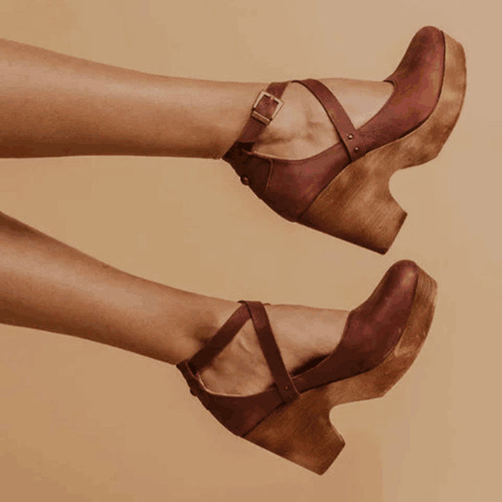 Damen Wedge-Heels mit geschlossenem Zehenbereich, Knöchelriemen und stabiler Basis