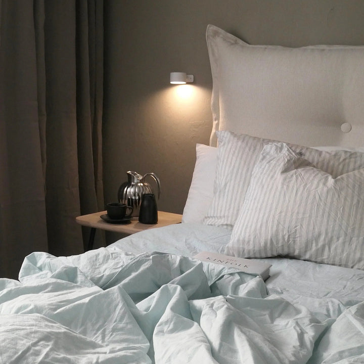 Multifunctional Wireless Wall Lamp Rechargeable &amp; Dimmable with 360° Rotation