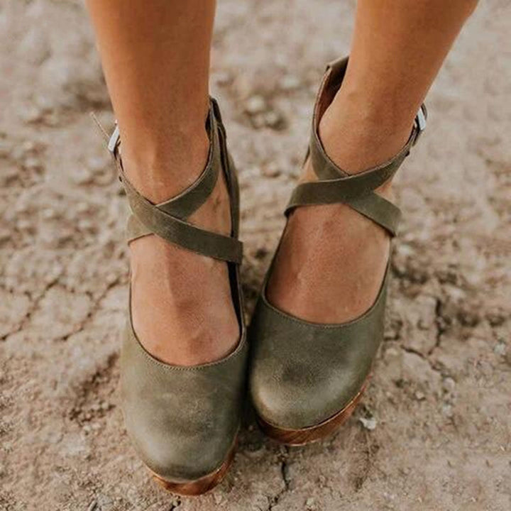 Damen Wedge-Heels mit geschlossenem Zehenbereich, Knöchelriemen und stabiler Basis
