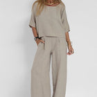 Ensemble détente femme coupe ample en maille légère, haut et pantalon assortis