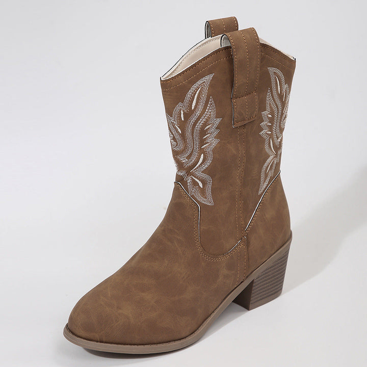 Bottines femme style western à talons carrés