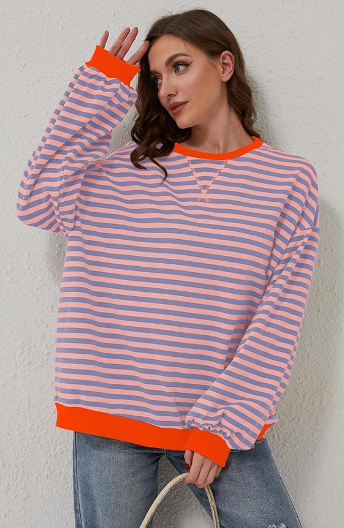 Übergroßes gestreiftes Sweatshirt mit Kontrastbesatz und fallenden Schultern