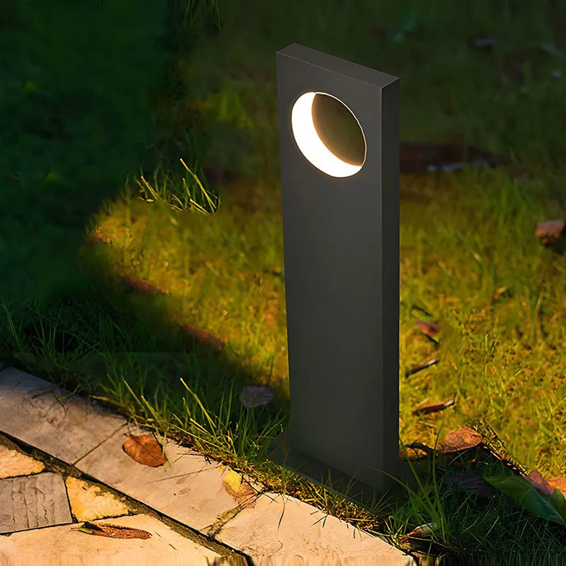 LED Path Light Vertical | Aluminium | IP65 | Garden &amp; Paths