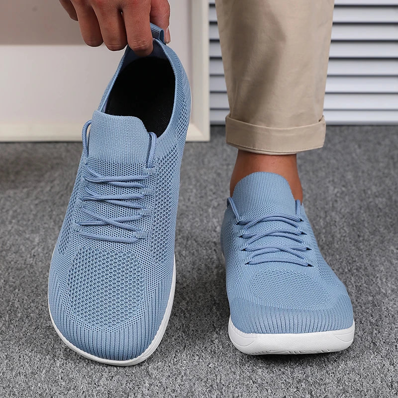 Strider | Sportliche, schmerzlindernde Schuhe