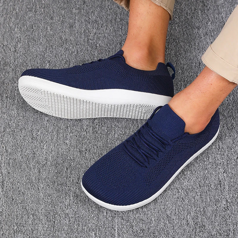 Strider | Sportliche, schmerzlindernde Schuhe