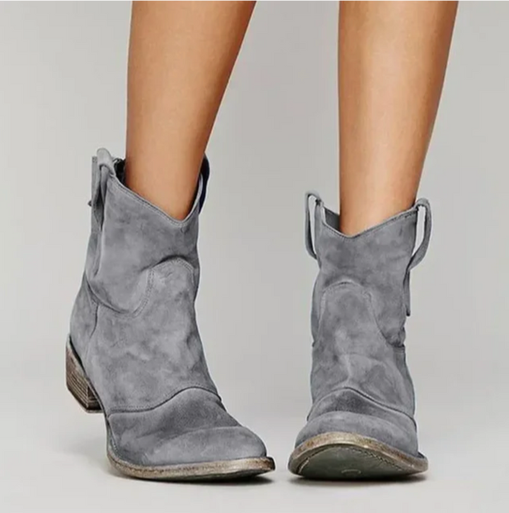 Roselle | Elegant Suede Western Boots for a Stylish Look
