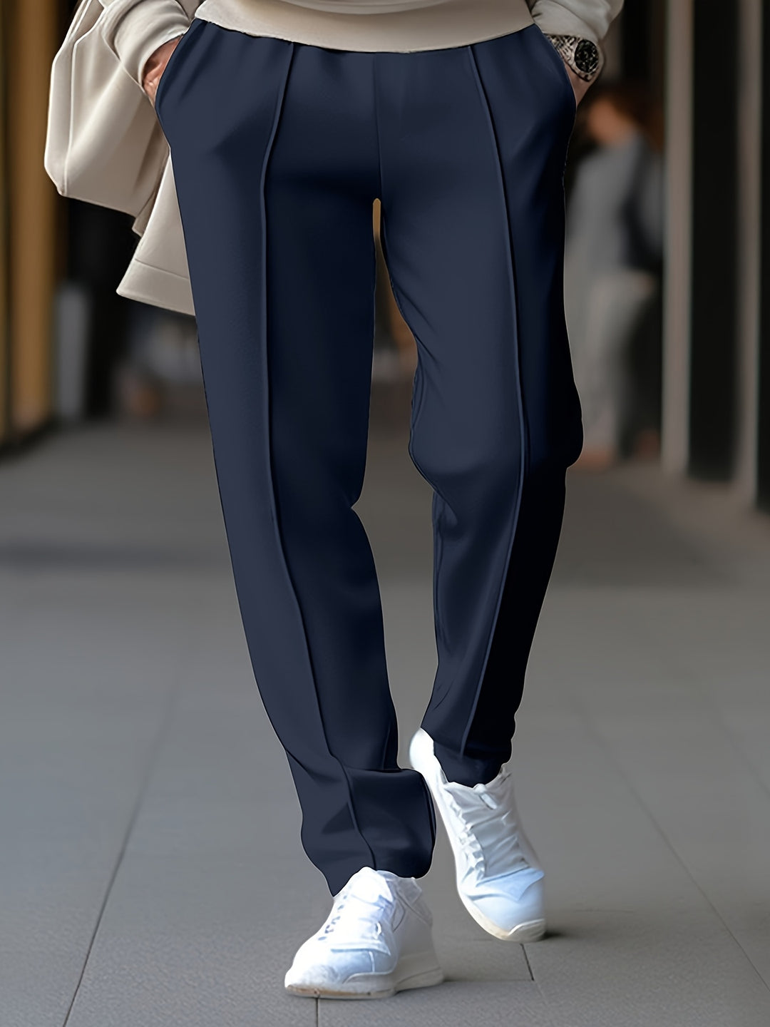 Schmale Herren Slim Tapered Hose mit Kordelzugbund und vorderer Nahtdetail