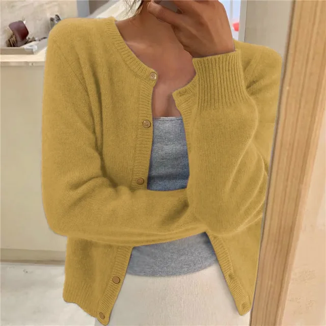 Weicher Strick-Cardigan mit Knopfverschluss und Rundhalsausschnitt