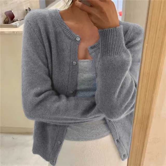 Weicher Strick-Cardigan mit Knopfverschluss und Rundhalsausschnitt