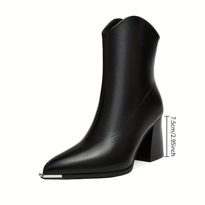 Schwarze Damenstiefelette mit spitzer Zehe, metallener Zehenkappe und Blockabsatz