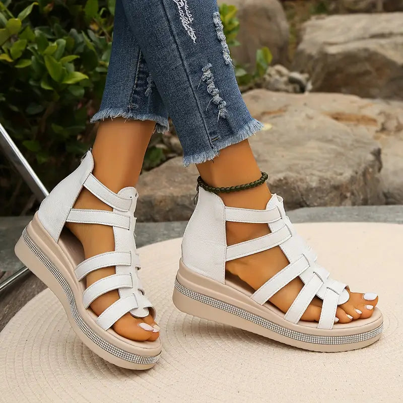 Damen Sandalen mit Strassdetails und verstellbaren Riemen