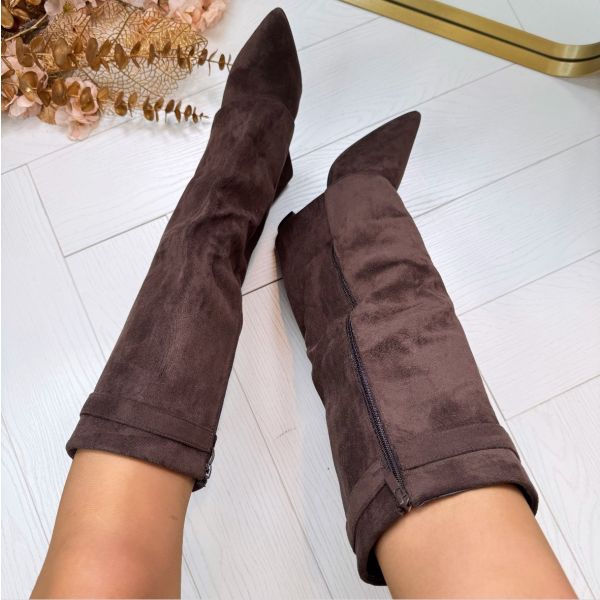 Damenstiefel mit Blockabsatz und eleganter Passform mit Riemchen aus Wildleder oder Leder