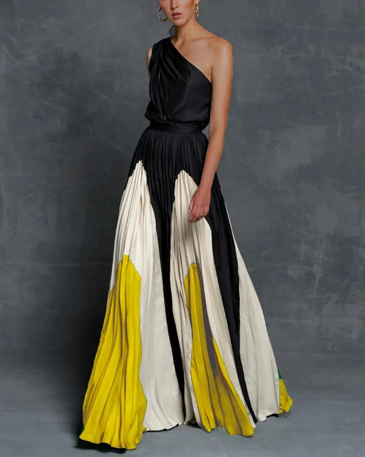 Amber | Einseitig asymmetrisches, plissiertes Abend-Maxi-Kleid