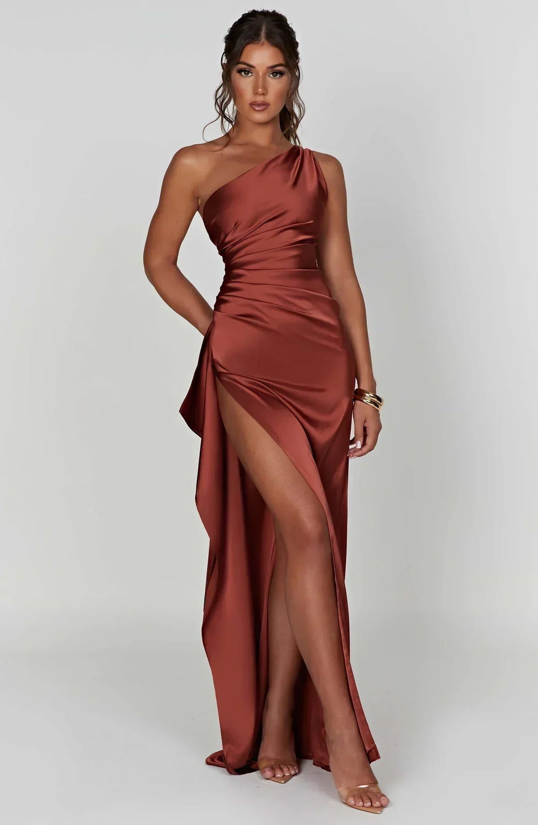 Elara - Luxe Satin Ein-Schulter Splitkleid