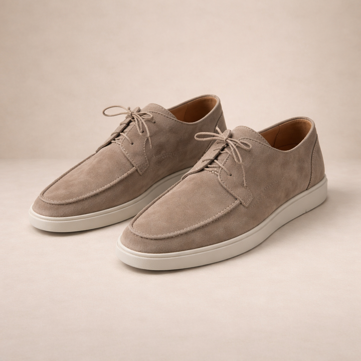 Mocassins pour homme en daim coupe régulière, laçage en cuir, bout fermé