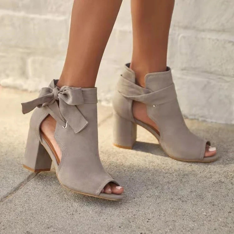 Vesper - Schicke Schnür-Stiefeletten