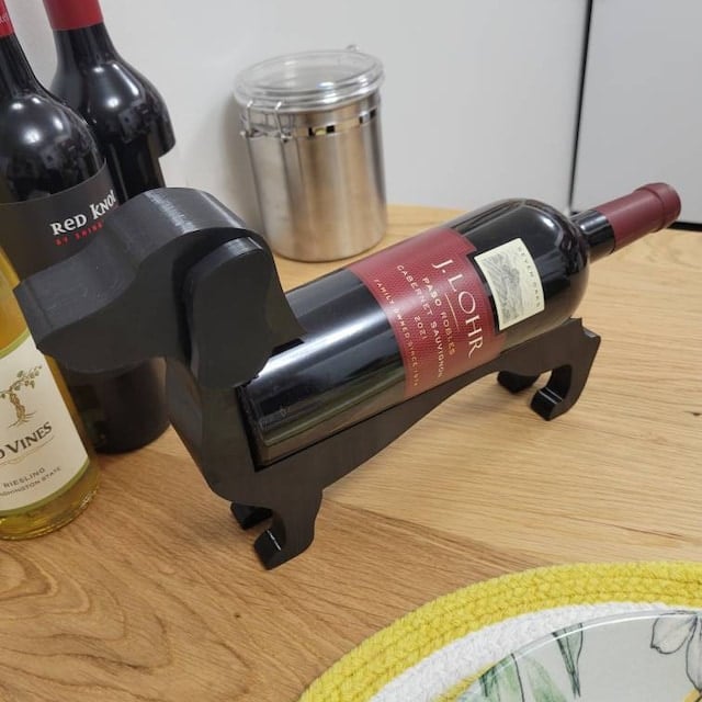 Sandsberg | Dachshund Wine Bottle Holder | Decorative Table Stand Made of Resin | Multiple Colours