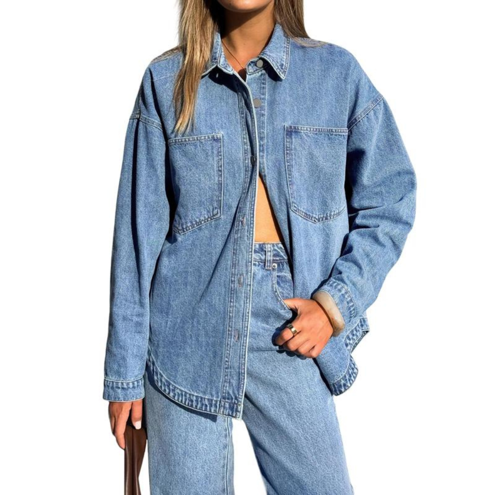 Lässiges Denim-Hemd mit vorderer Knopfleiste und zwei Taschen für Frauen