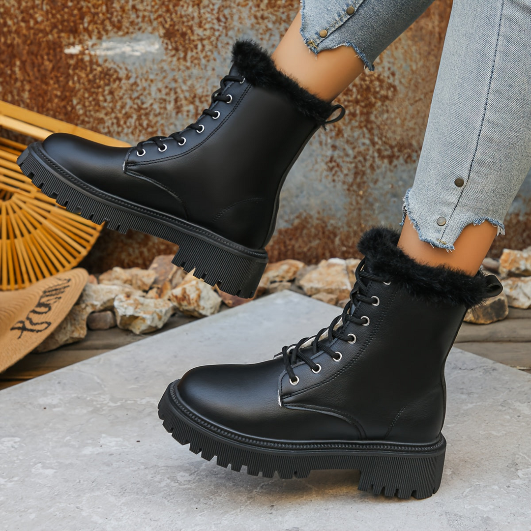 Damen Winterstiefeletten mit dicker Sohle und Kunstfellfutter zum Schnüren