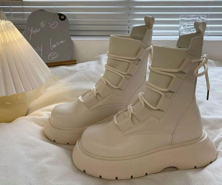 Damen Winterstiefel mit isolierter Innenausstattung und robuster Sohle