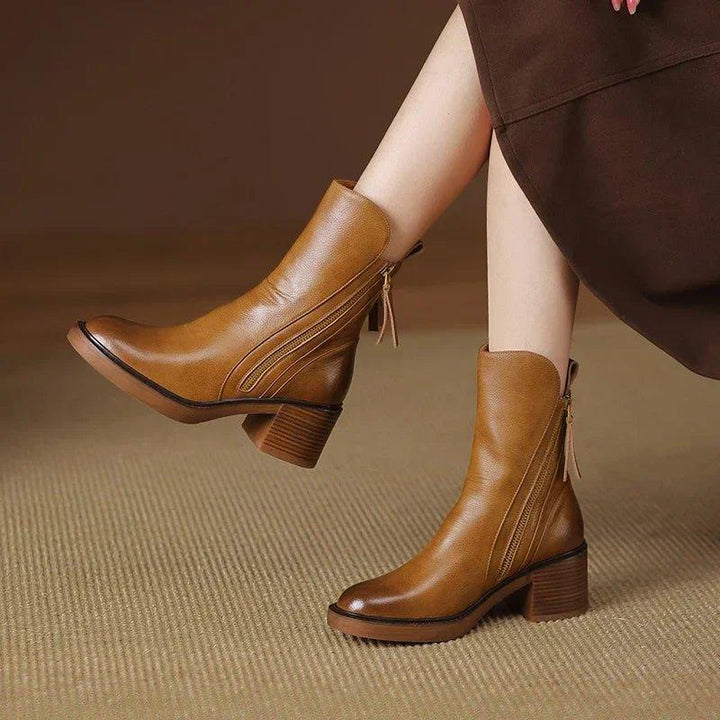 Elegante Damenstiefel mit mittelhohem Blockabsatz