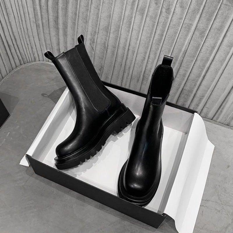 Damen Klassische Stiefel mit mittlerer Höhe und robuster Sohle