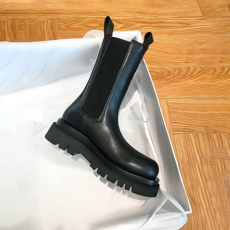 Damen Klassische Stiefel mit mittlerer Höhe und robuster Sohle