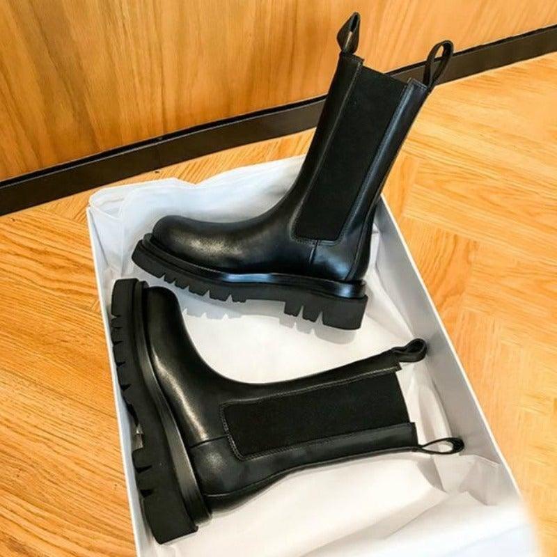 Damen Klassische Stiefel mit mittlerer Höhe und robuster Sohle