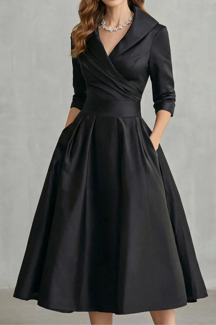 Robe pour femme | Midi à col drapé, coupe cintrée et jupe évasée