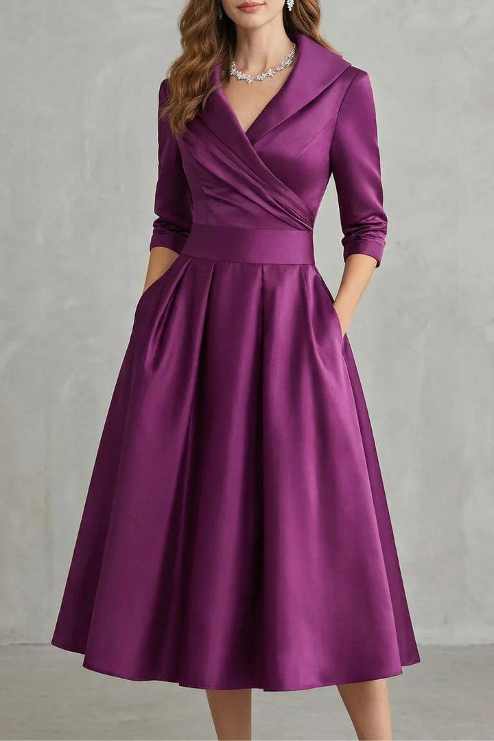 Robe pour femme | Midi à col drapé, coupe cintrée et jupe évasée