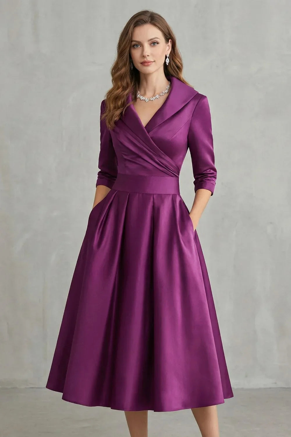 Robe pour femme | Midi à col drapé, coupe cintrée et jupe évasée