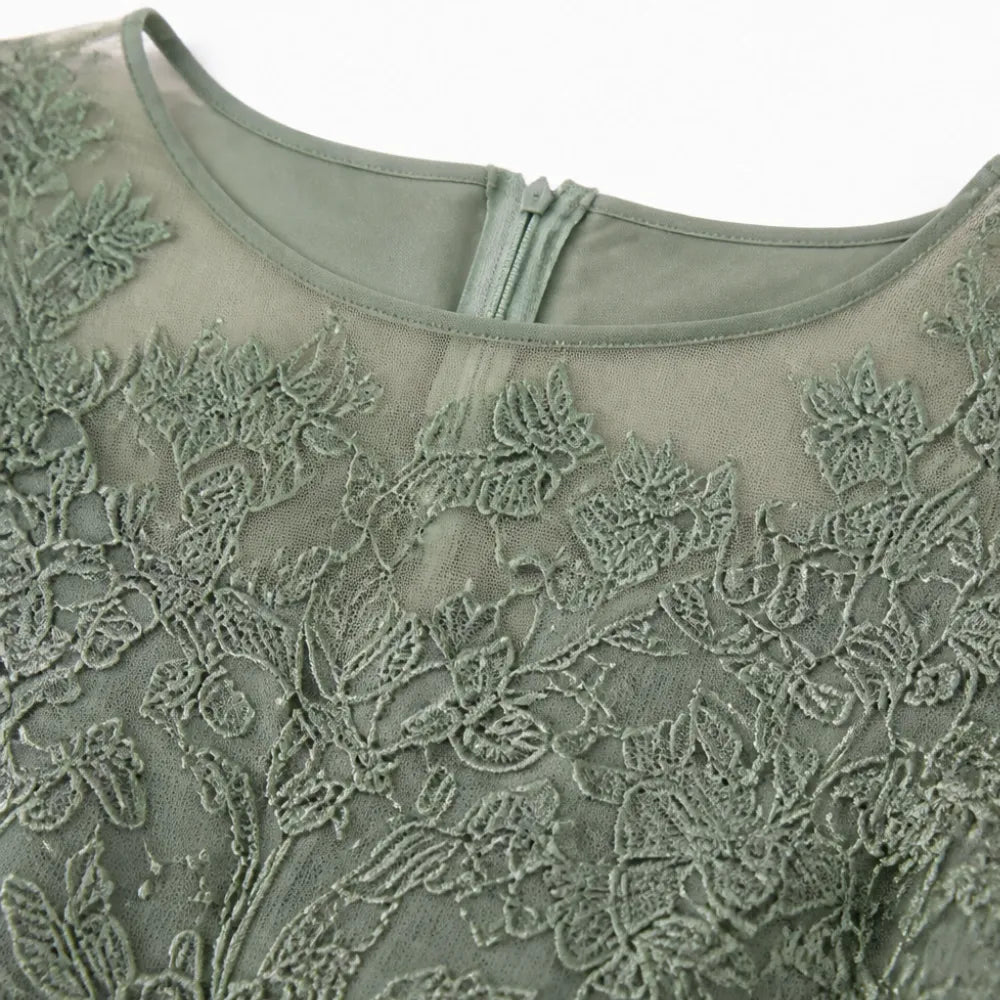 Robe pour femme | Midi haut en dentelle à manches courtes
