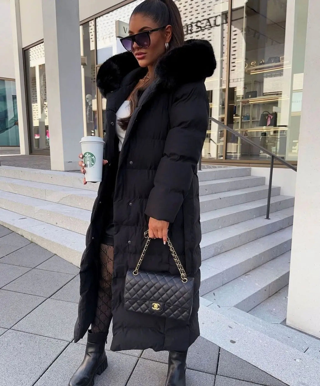 Aria | Damen Lange Gürtel Pufferjacke mit Fellkapuze